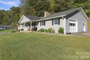 900 Prices Creek Rd, Burnsville, NC 28714 - Photo 6