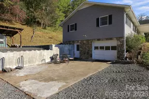 900 Prices Creek Rd, Burnsville, NC 28714 - Photo 22