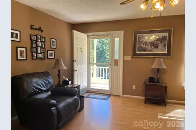 109 Crestbrook Circle, Shelby, NC 28152 - Photo 4
