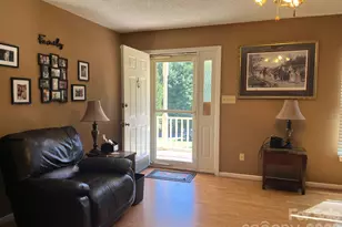 109 Crestbrook Cir, Shelby, NC 28152 - Photo 4