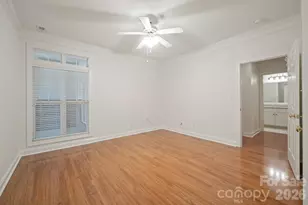 8845 Legacy Lake Ln, Charlotte, NC 28269 - Photo 32