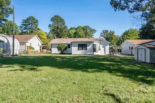 708 Aintree Rd, Charlotte, NC 28215 - Photo 32