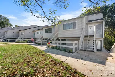 1050 21st Avenue NW #14, Hickory, NC 28601 - Photo 1