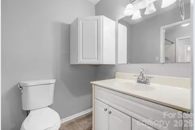 1050 21st Avenue NW #14, Hickory, NC 28601 - Photo 18