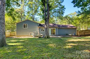 6901 Rollingridge Dr, Charlotte, NC 28211 - Photo 32