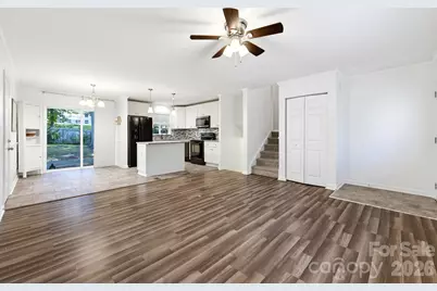 6901 Rollingridge Drive, Charlotte, NC 28211 - Photo 4