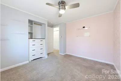 6901 Rollingridge Drive, Charlotte, NC 28211 - Photo 18