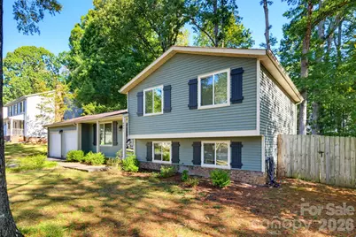 6901 Rollingridge Drive, Charlotte, NC 28211 - Photo 2