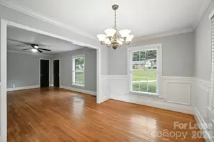 332 Seneca Pl, Charlotte, NC 28210 - Photo 8