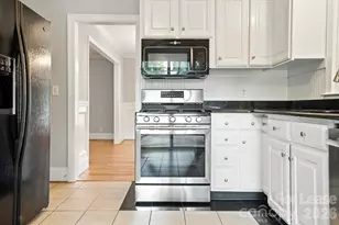 332 Seneca Pl, Charlotte, NC 28210 - Photo 12