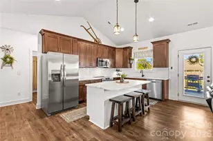 124 Tranquility Ln, Harmony, NC 28634 - Photo 8