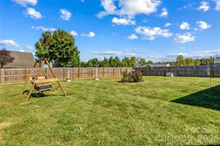 124 Tranquility Ln, Harmony, NC 28634 - Photo 38