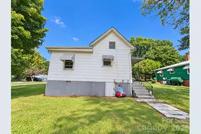 745 6th Avenue SW, Hickory, NC 28602 - Photo 16