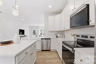 3310 Campbell Drive, Charlotte, NC 28205 - Photo 10