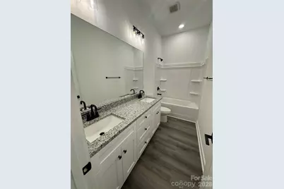 331 E Lowrance Avenue, Mooresville, NC 28115 - Photo 12