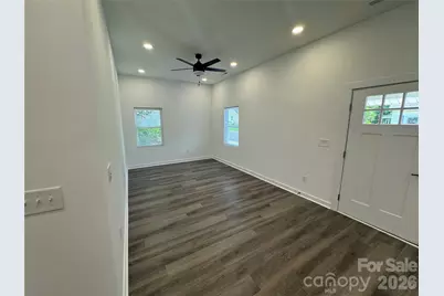 331 E Lowrance Avenue, Mooresville, NC 28115 - Photo 8