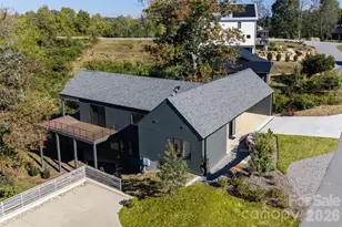 511 Wilma Dykeman Trl, Asheville, NC 28804 - Photo 20