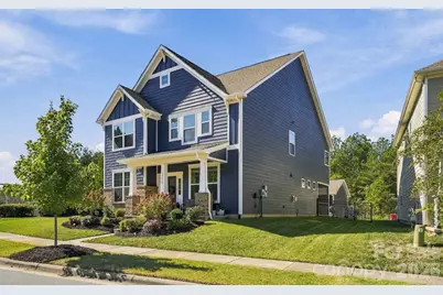 15415 Davidson East Drive, Davidson, NC 28036 - Photo 2