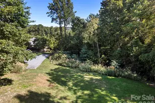 1 Meadow Ridge Ln, Hendersonville, NC 28739 - Photo 36
