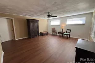 133 Kings Dr, Forest City, NC 28043 - Photo 4