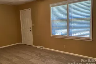 133 Kings Dr, Forest City, NC 28043 - Photo 6