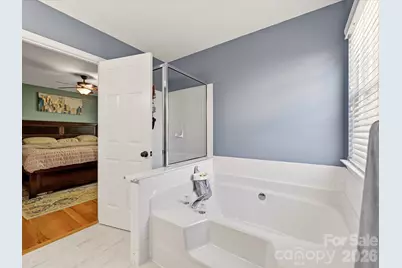 6701 Sweetfield Drive, Charlotte, NC 28269 - Photo 18