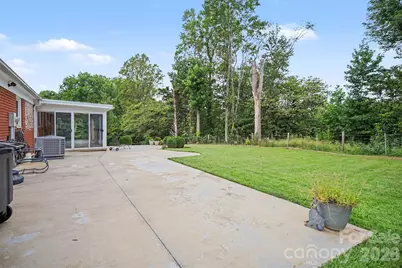 304 Gregory Road, Statesville, NC 28677 - Photo 30