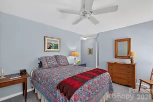 2400 Turnberry Ln, Charlotte, NC 28210 - Photo 14
