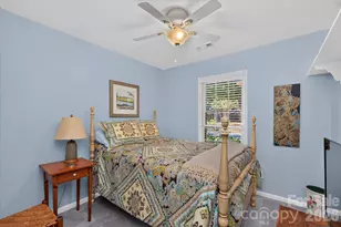 2400 Turnberry Ln, Charlotte, NC 28210 - Photo 12