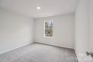 924 Kinnerton Trl, Spartanburg, SC 29301 - Photo 10
