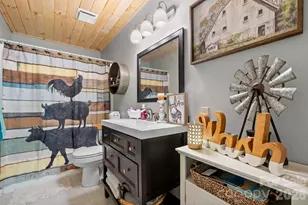 291 N Hughes Blvd, Hickory, NC 28601 - Photo 22
