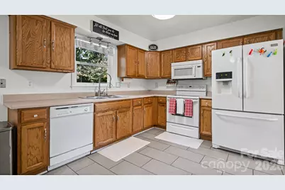 7425 Riding Trail Road, Charlotte, NC 28212 - Photo 14