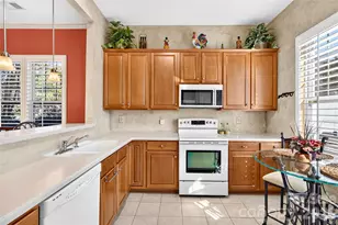 8432 Brookings Dr, Charlotte, NC 28269 - Photo 26