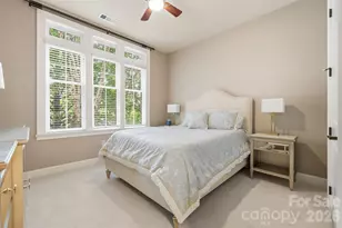 2810 Selwyn Ave, Charlotte, NC 28209 - Photo 4
