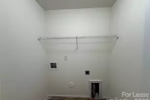 6734 Chieftain Dr, Charlotte, NC 28216 - Photo 20