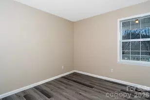 7215 Hwy 421 Hwy N, Vilas, NC 28692 - Photo 20