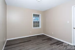 7215 Hwy 421 Hwy N, Vilas, NC 28692 - Photo 28