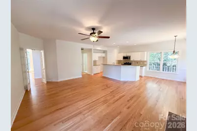 5609 Fairvista Drive, Charlotte, NC 28269 - Photo 4