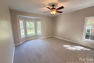 5609 Fairvista Dr, Charlotte, NC 28269 - Photo 12