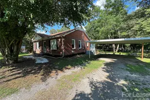 1302 White Ln, Gastonia, NC 28052 - Photo 2