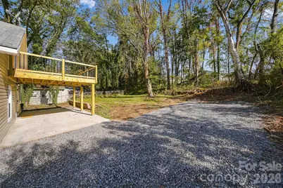111 Hickory Street SW, Lenoir, NC 28645 - Photo 26