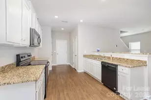 6209 Purbeck Way, Charlotte, NC 28215 - Photo 8