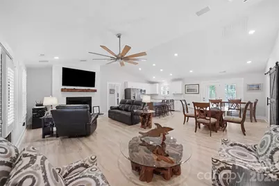 2889 Connelly Springs Road, Granite Falls, NC 28630 - Photo 8