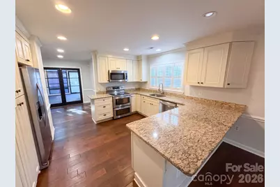 4704 Benridge Lane, Charlotte, NC 28226 - Photo 2