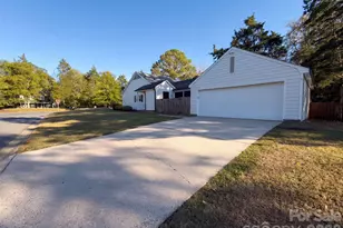 4704 Benridge Ln, Charlotte, NC 28226 - Photo 34