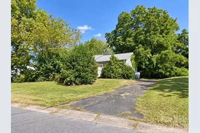 2636 Dalecrest Drive, Charlotte, NC 28269 - Photo 14
