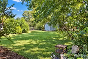2636 Dalecrest Dr, Charlotte, NC 28269 - Photo 18