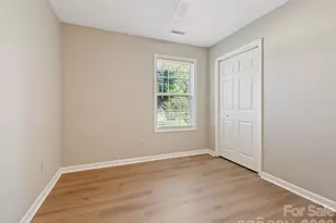 103 Amelia Dr, Hendersonville, NC 28792 - Photo 18
