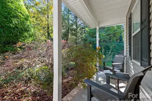 103 Amelia Dr, Hendersonville, NC 28792 - Photo 4