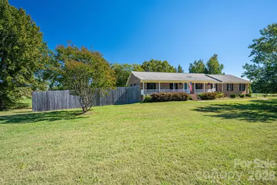 131 Patrick Road, Gastonia, NC 28056 - Photo 2